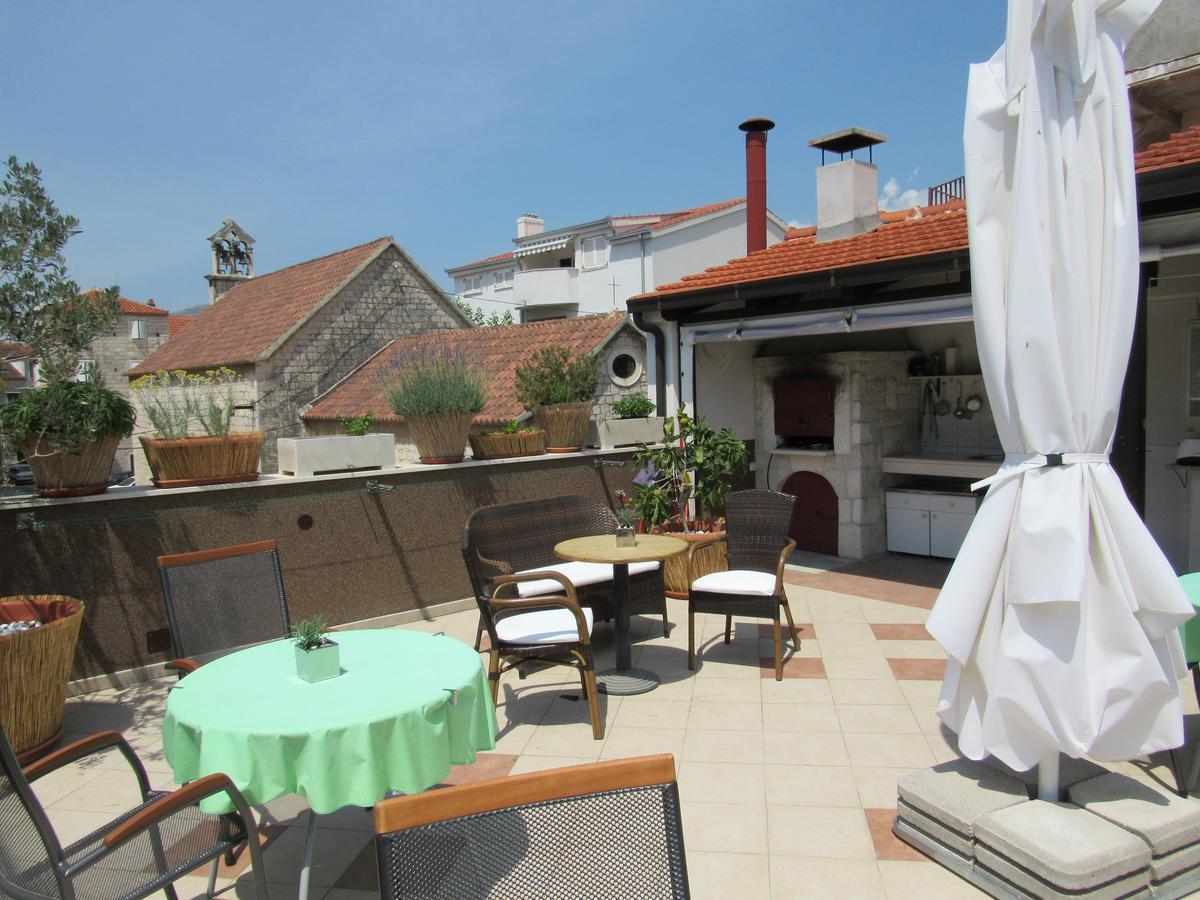 Guest House Klaudija Trogir Exterior photo